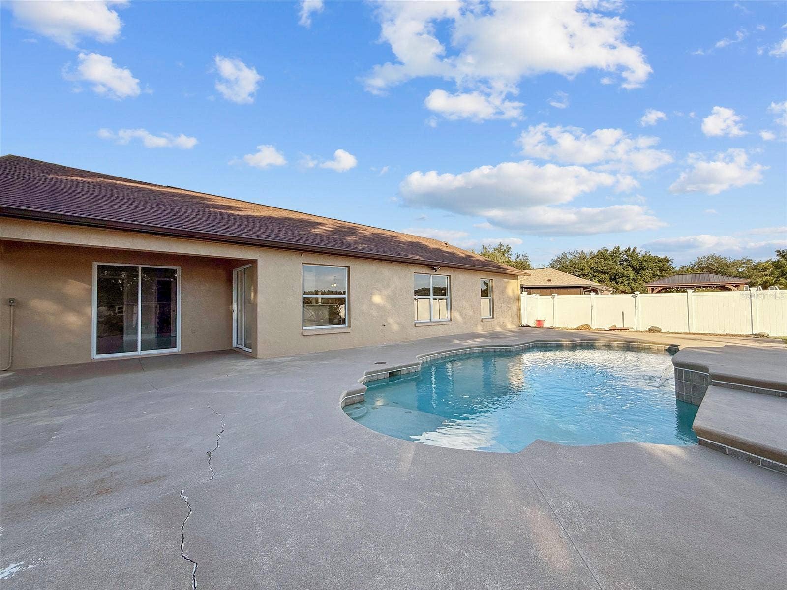 220 VALLEY EDGE DRIVE, Minneola, FL 34715 220 VALLEY EDGE DRIVE, Minneola, FL 34715