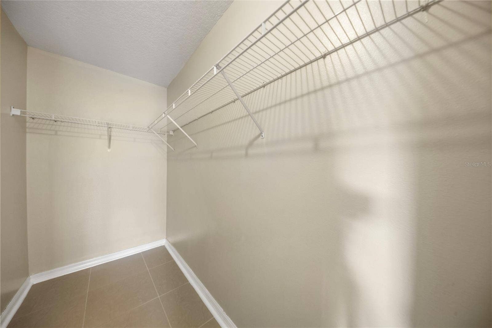 220 VALLEY EDGE DRIVE, Minneola, FL 34715 220 VALLEY EDGE DRIVE, Minneola, FL 34715