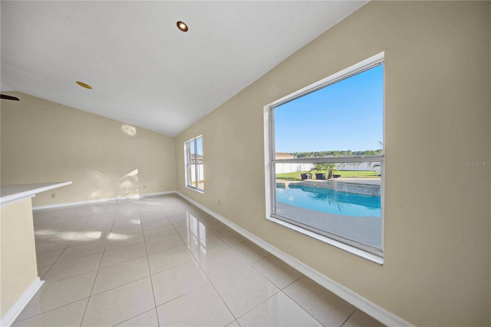 220 VALLEY EDGE DRIVE, Minneola, FL 34715 220 VALLEY EDGE DRIVE, Minneola, FL 34715