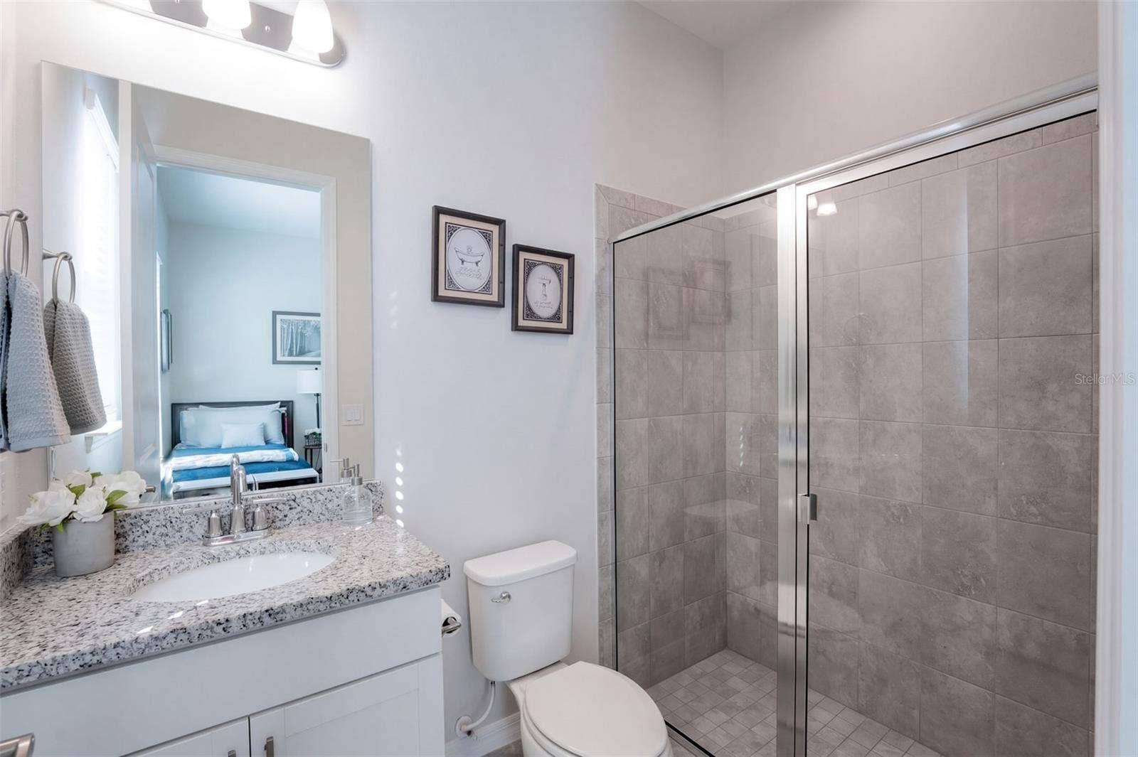 en suite bathroom 1st floor