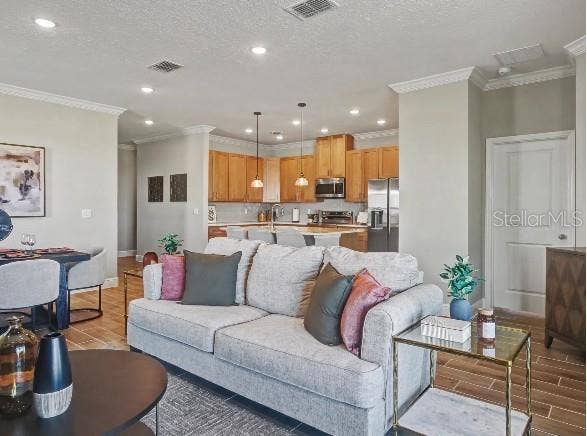 4349 WINESAP WAY, Lakeland, FL 33810 Model home - actual features may vary.