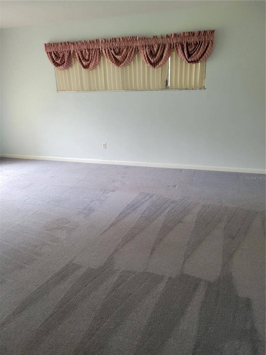 Large Living Room as you Enter 14X19