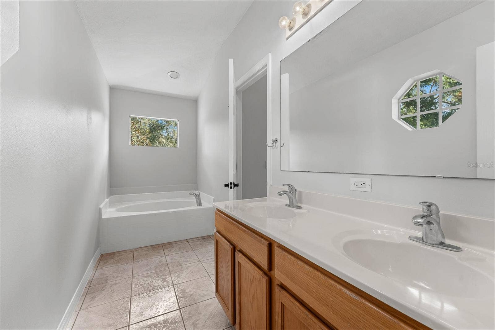 7406 LAKE MARNI COURT, Mount Dora, FL 32757 7406 LAKE MARNI COURT, Mount Dora, FL 32757
