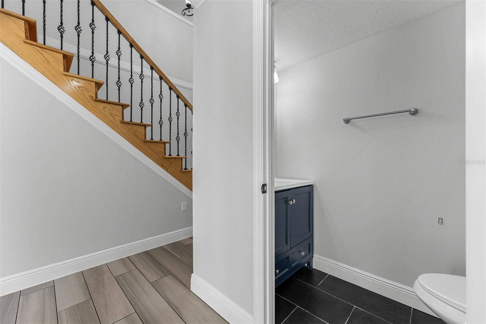 7406 LAKE MARNI COURT, Mount Dora, FL 32757 7406 LAKE MARNI COURT, Mount Dora, FL 32757