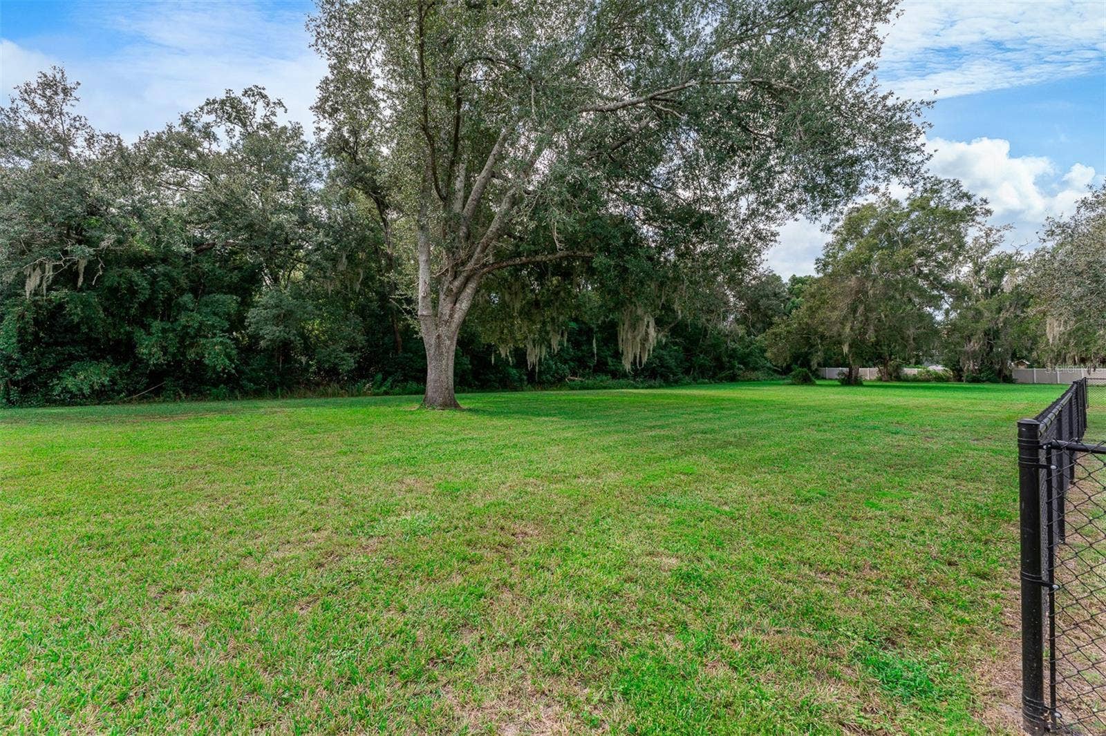 7406 LAKE MARNI COURT, Mount Dora, FL 32757 7406 LAKE MARNI COURT, Mount Dora, FL 32757