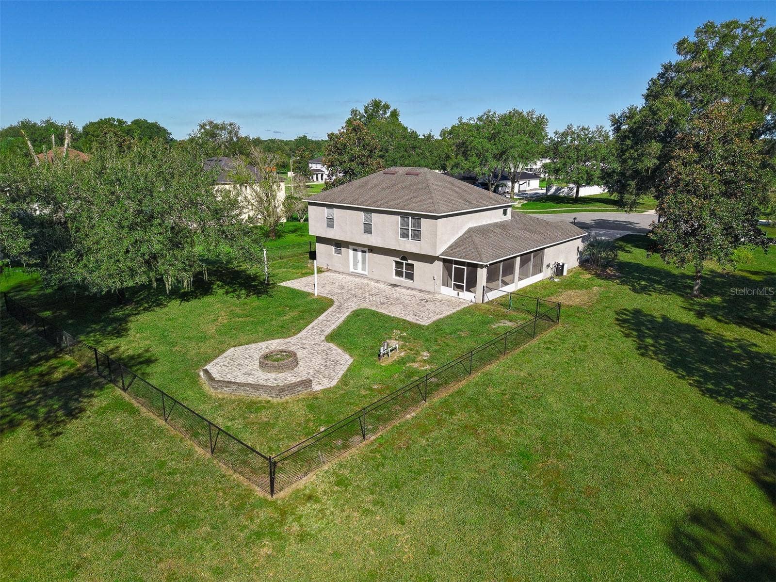 7406 LAKE MARNI COURT, Mount Dora, FL 32757 7406 LAKE MARNI COURT, Mount Dora, FL 32757