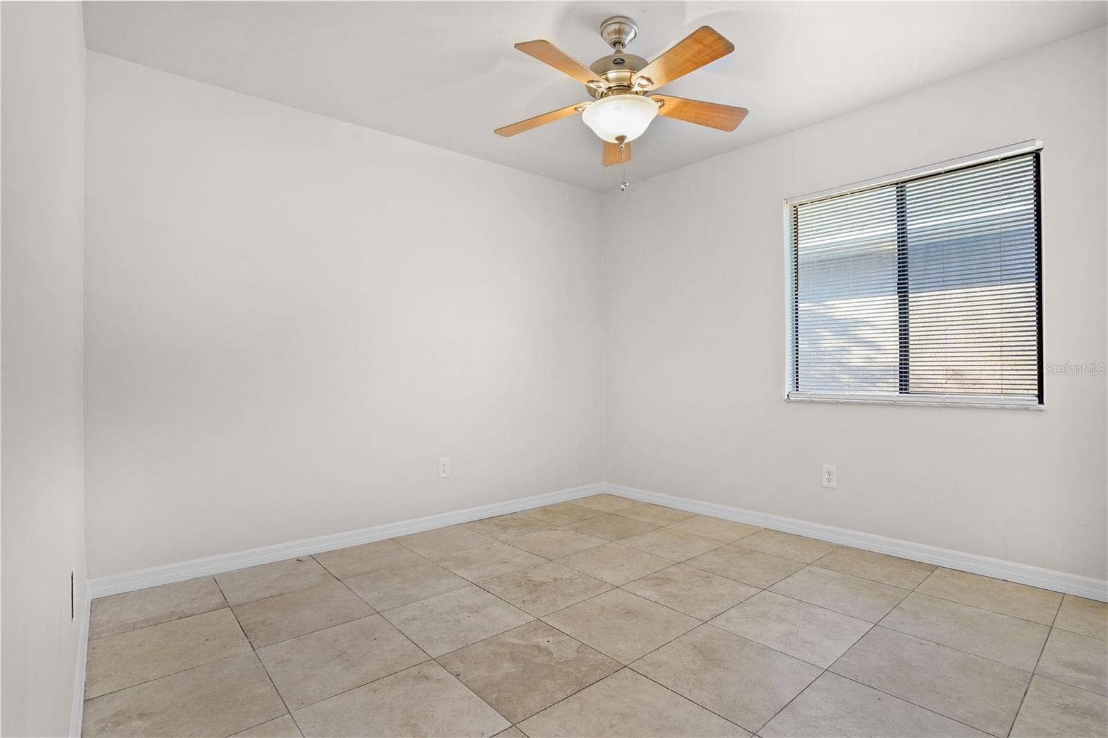 2616 WHALEBONE BAY DRIVE, Kissimmee, FL 34741