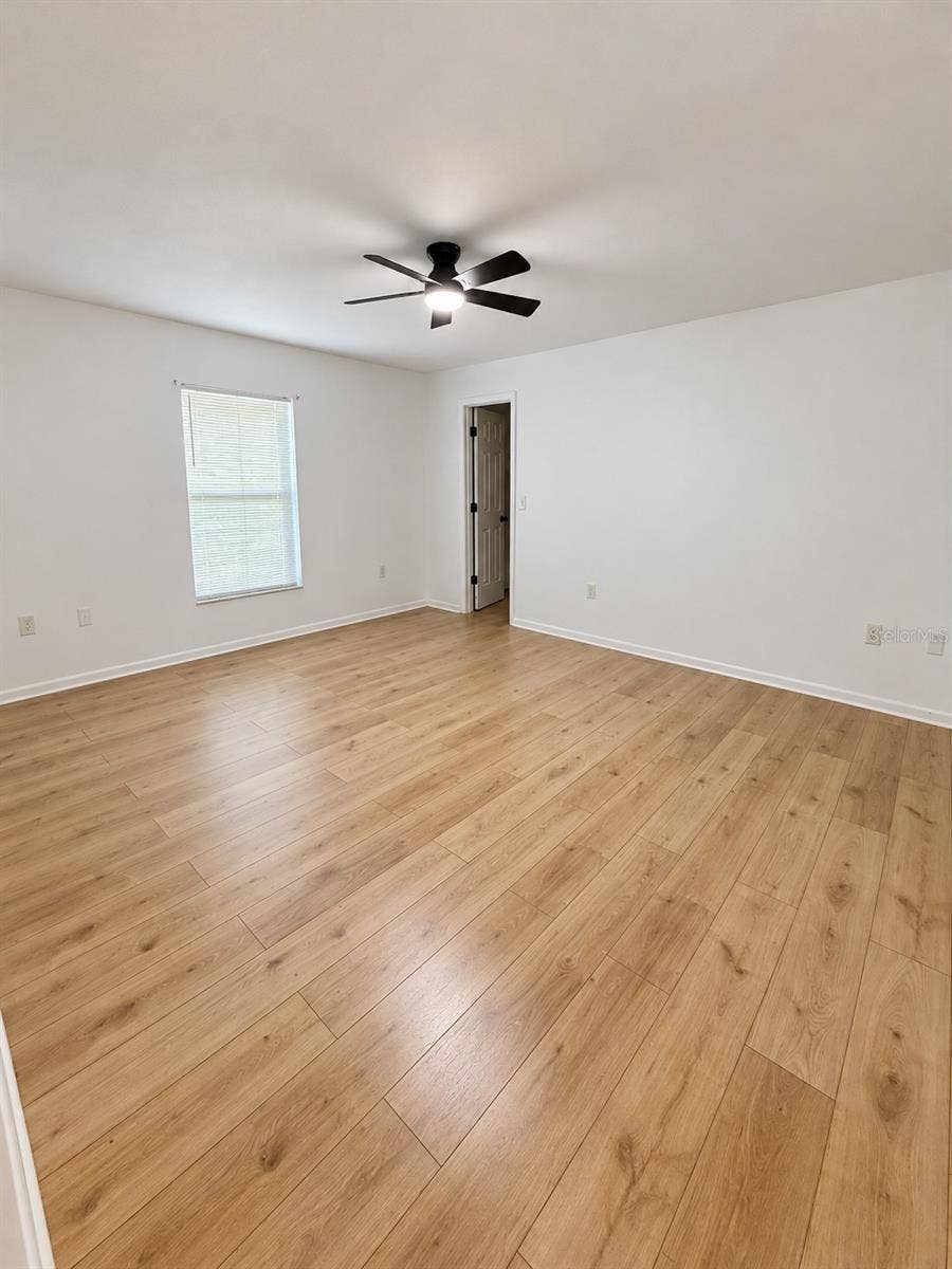86 LAKE DAISY BOULEVARD, Winter Haven, FL 33884 guest bedroom