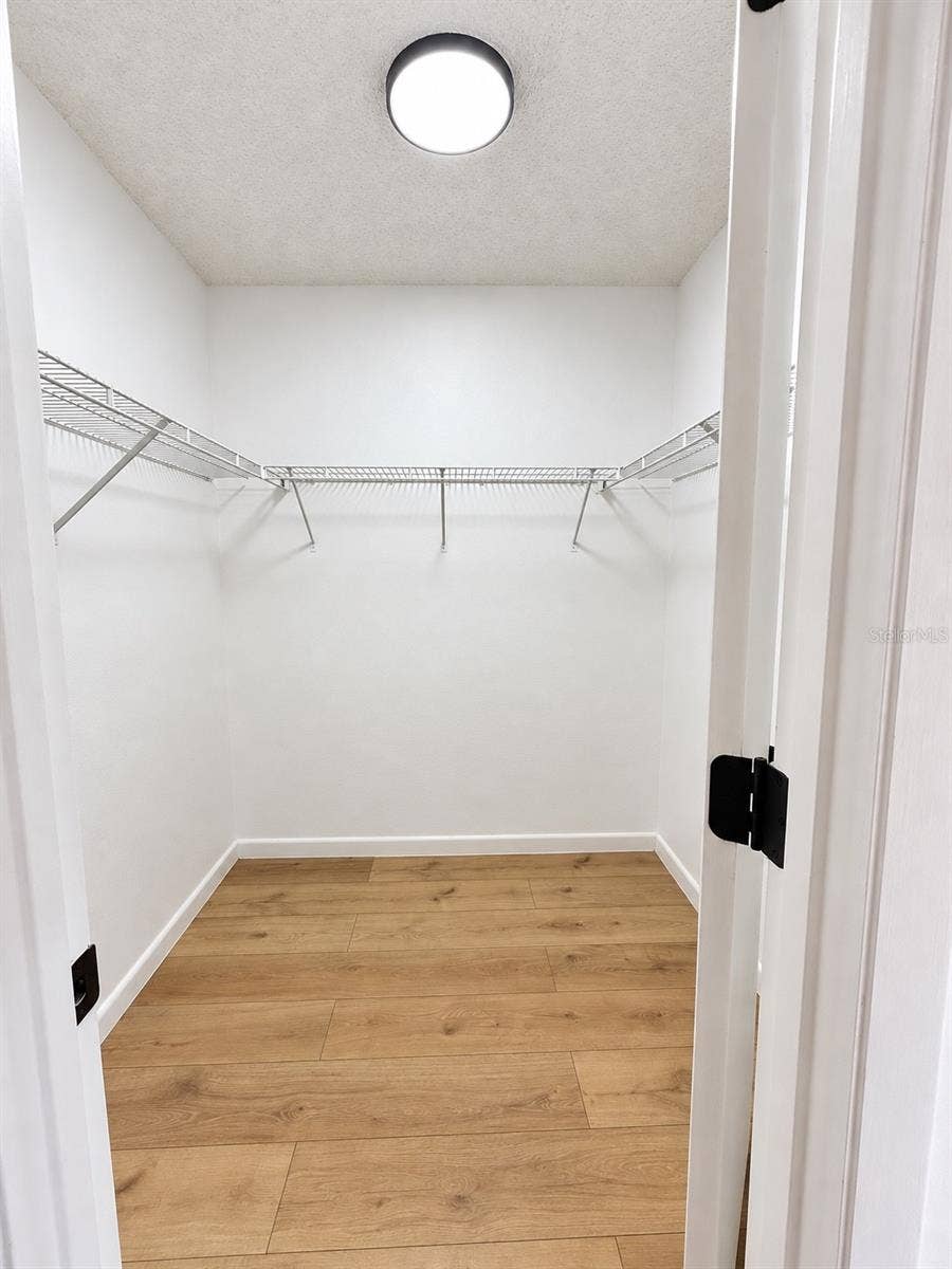 86 LAKE DAISY BOULEVARD, Winter Haven, FL 33884 master closet