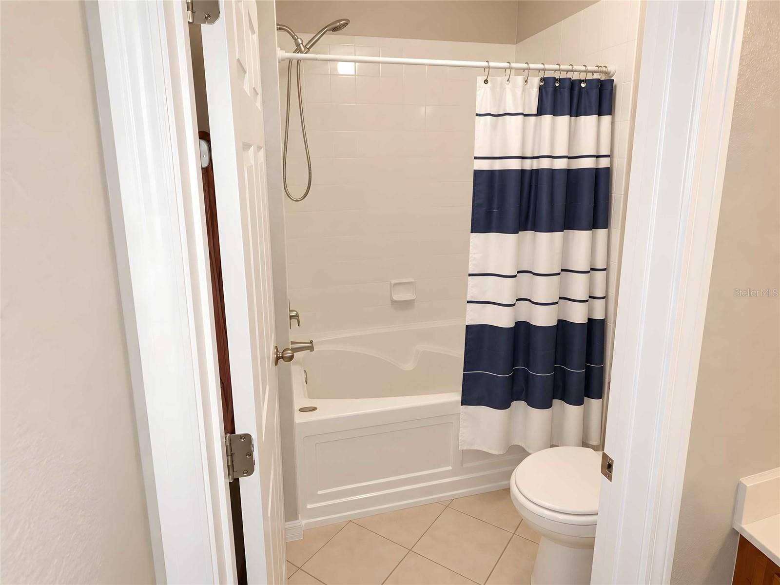 2904 SAINT GEORGE STREET, Orlando, FL 32814 2904 SAINT GEORGE STREET, Orlando, FL 32814