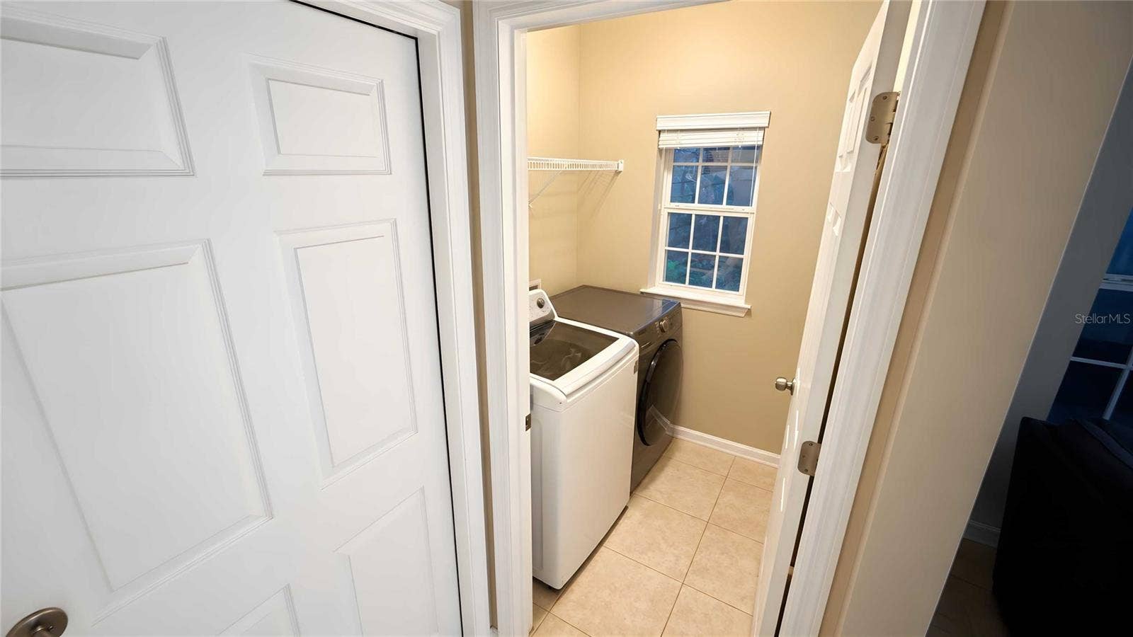 2904 SAINT GEORGE STREET, Orlando, FL 32814 laundry room