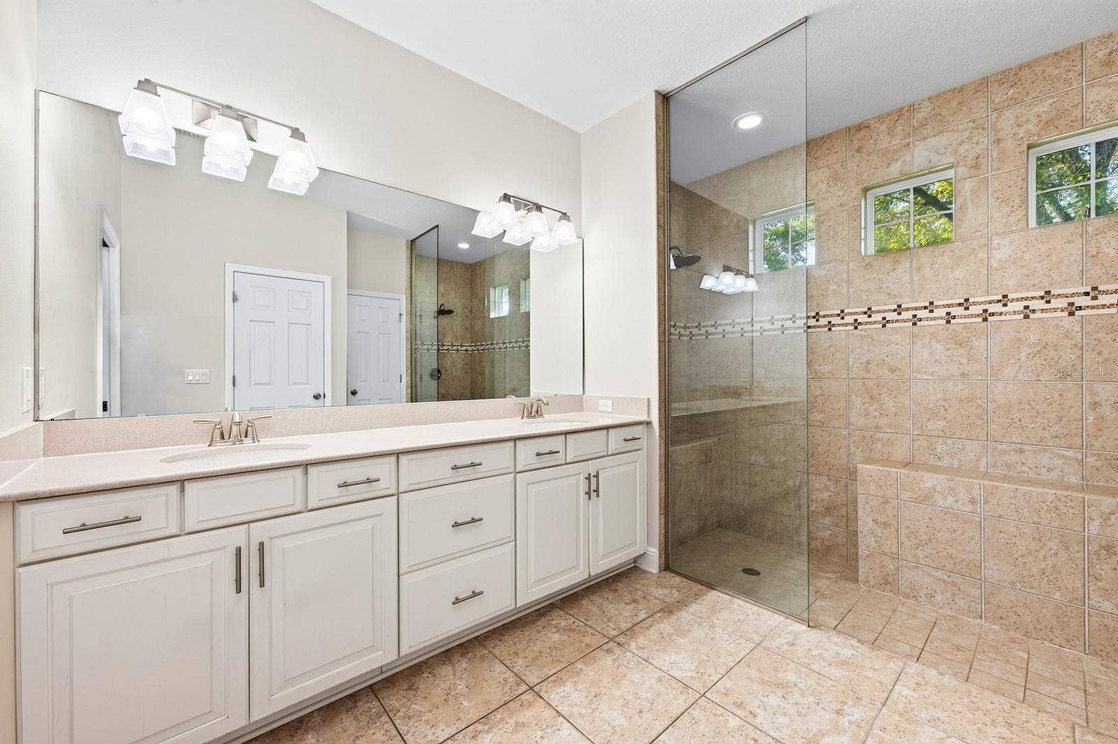4443 PINE GOLD AVENUE, Apopka, FL 32712 Primary en-suite bath.