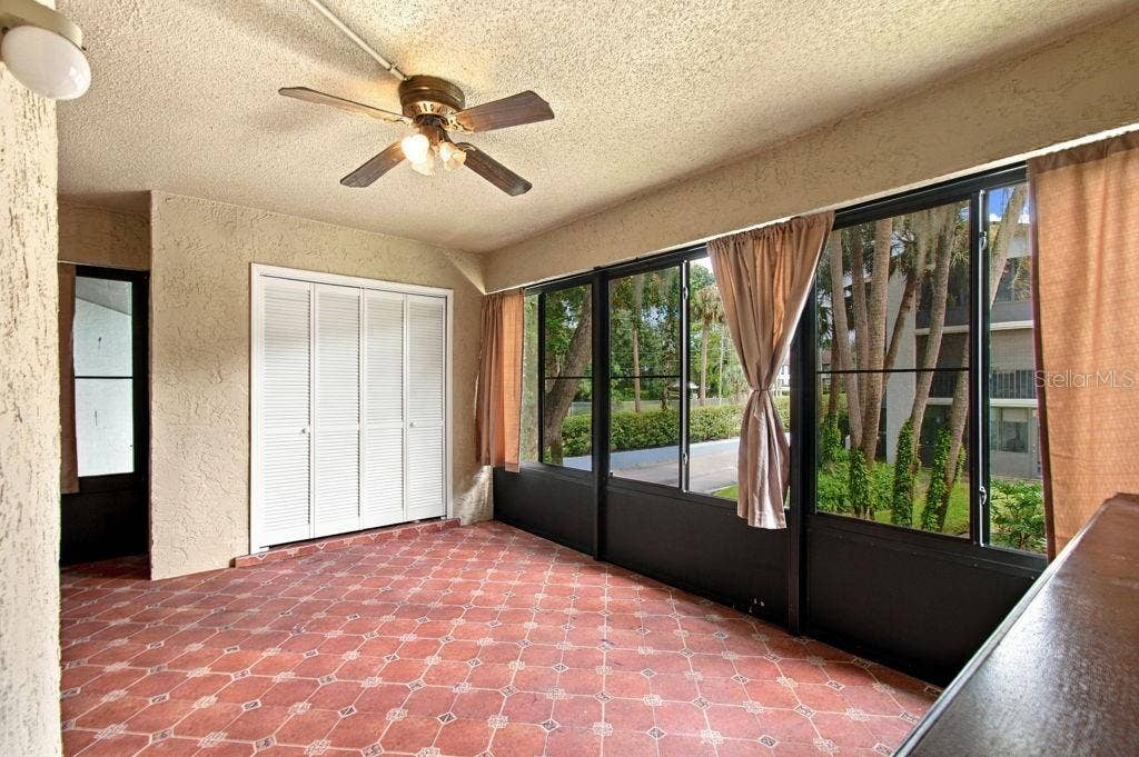 12 ESCONDIDO CIRCLE, #114, Altamonte Springs, FL 32701 Solarium