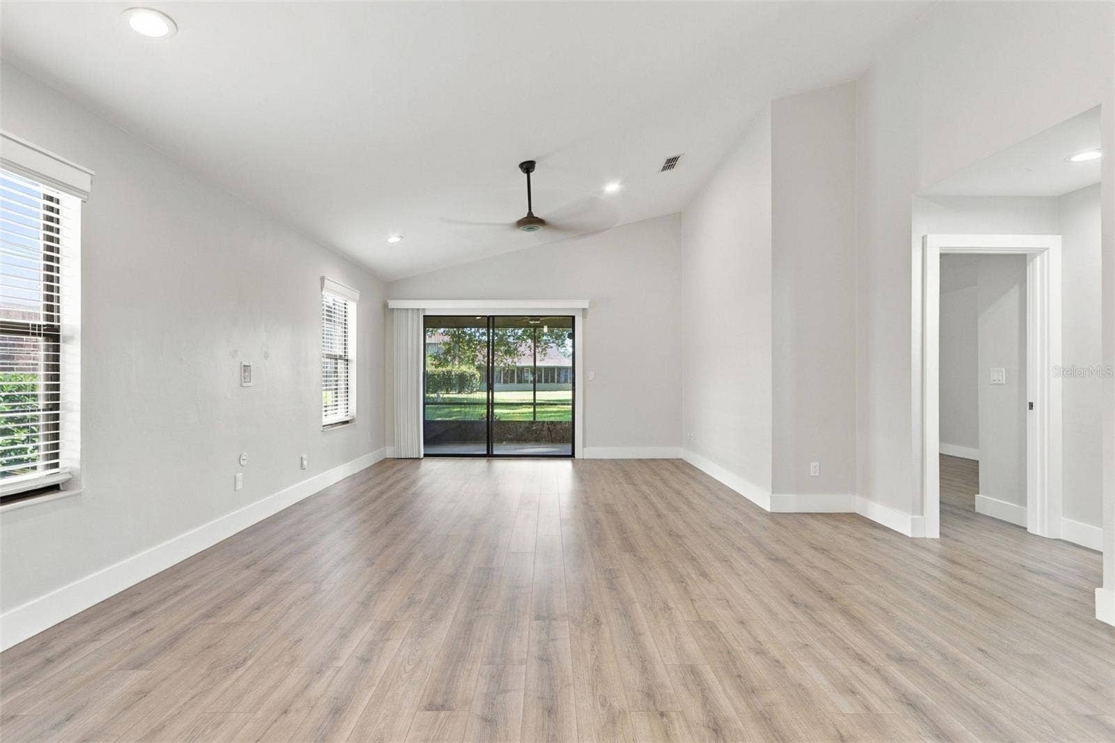 194 GRAY DOVE COURT, Daytona Beach, FL 32119