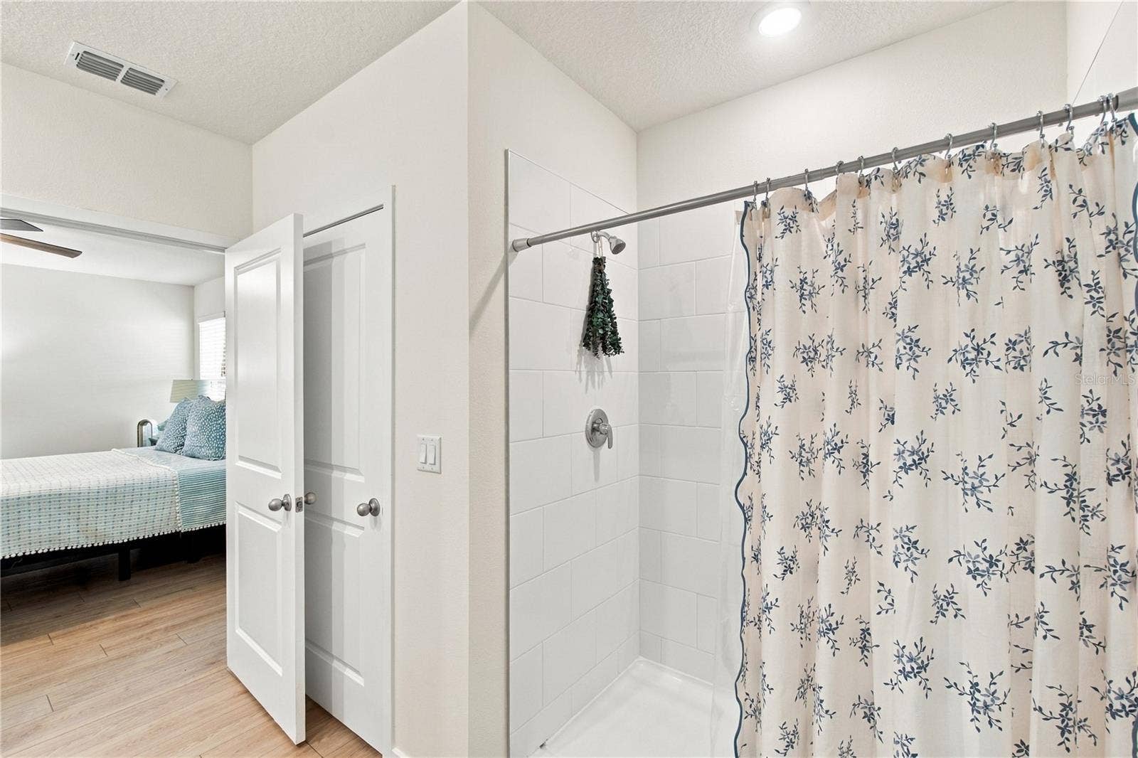 1132 GULL DRIVE, Apopka, FL 32703 Primary Bathroom