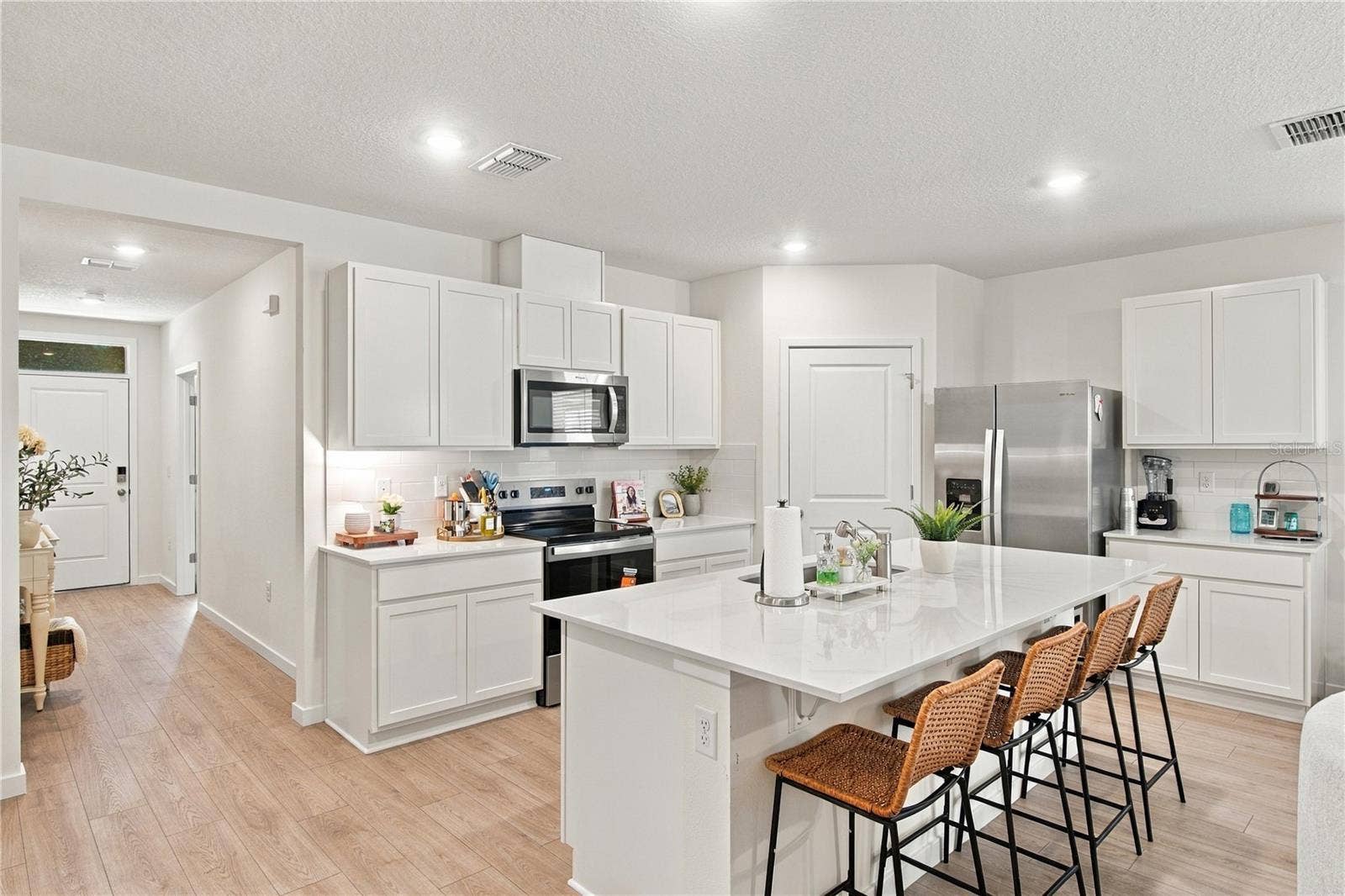 1132 GULL DRIVE, Apopka, FL 32703 Kitchen