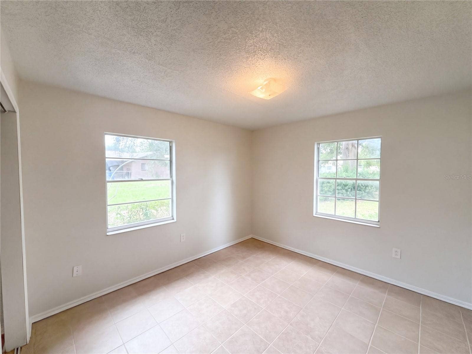 2303 S SWAN COURT NE, Winter Haven, FL 33881 2303 S SWAN COURT NE, Winter Haven, FL 33881