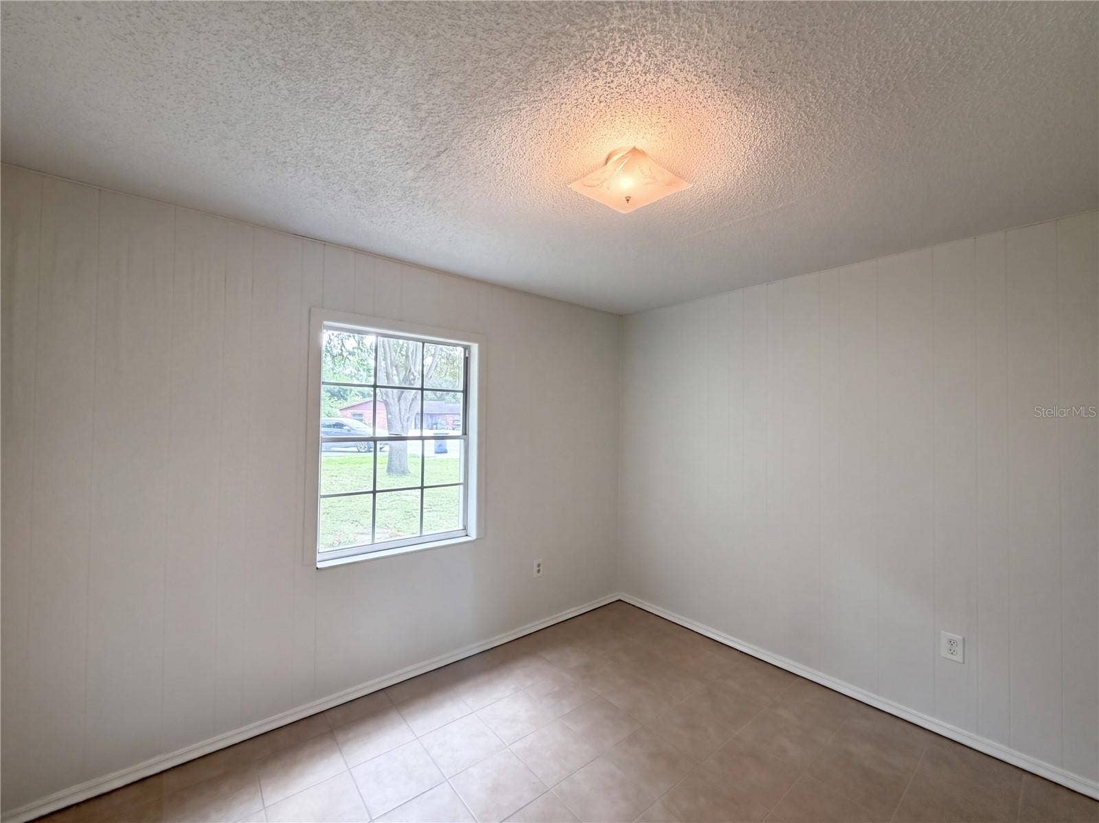 2303 S SWAN COURT NE, Winter Haven, FL 33881 2303 S SWAN COURT NE, Winter Haven, FL 33881
