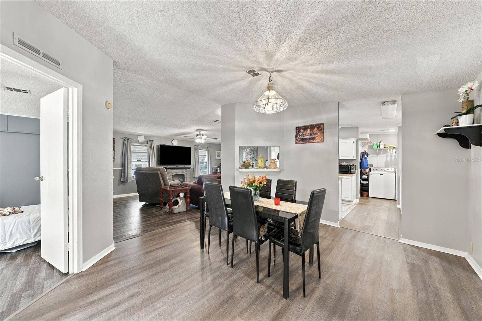 527 JACKSON PARK AVENUE, Davenport, FL 33897 527 JACKSON PARK AVENUE, Davenport, FL 33897
