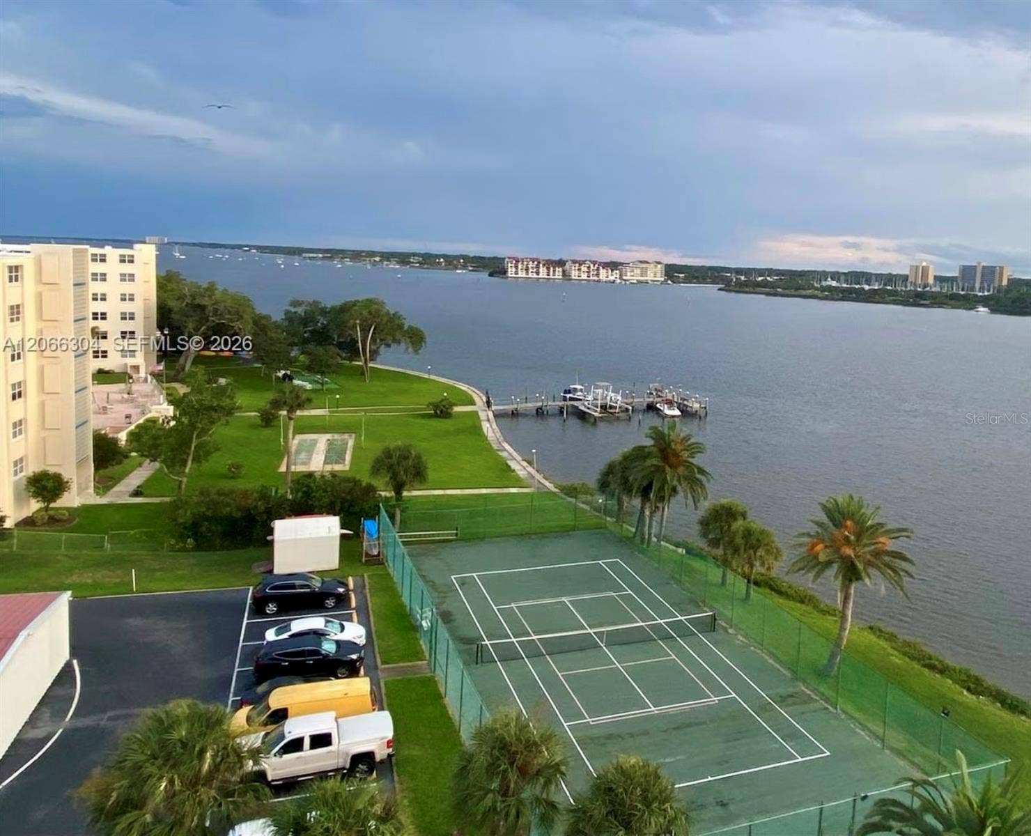 100 SILVER BEACH AVENUE, #720, Daytona Beach, FL 32118 100 SILVER BEACH AVENUE, #720, Daytona Beach, FL 32118