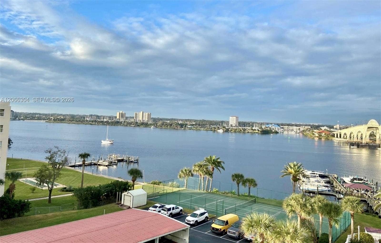 100 SILVER BEACH AVENUE, #720, Daytona Beach, FL 32118 100 SILVER BEACH AVENUE, #720, Daytona Beach, FL 32118