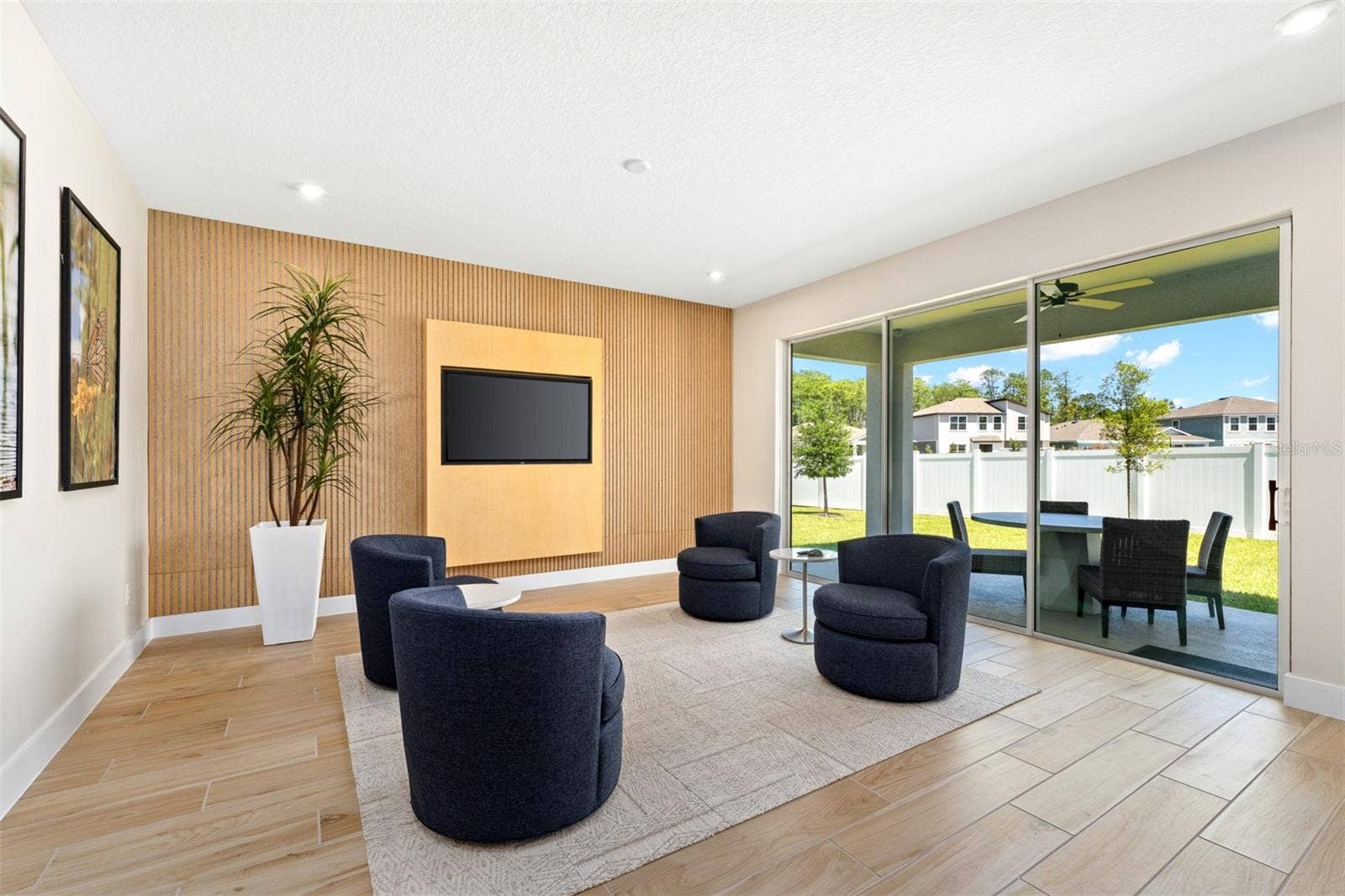 Meridian Parks Honeysuckle Model Great Room