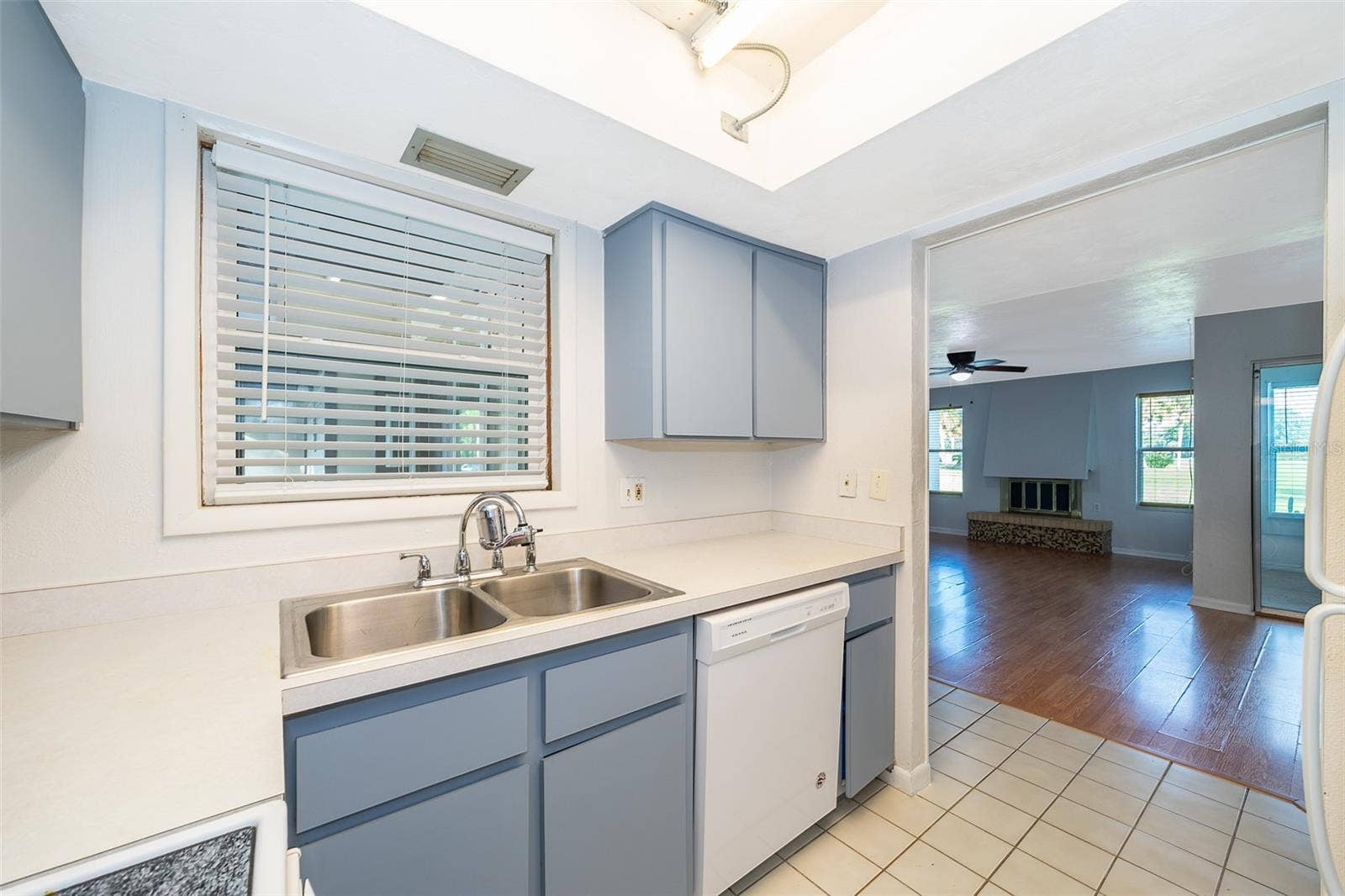 20104 SANDALWOOD DRIVE, #104, Wildwood, FL 34785 20104 SANDALWOOD DRIVE, #104, Wildwood, FL 34785