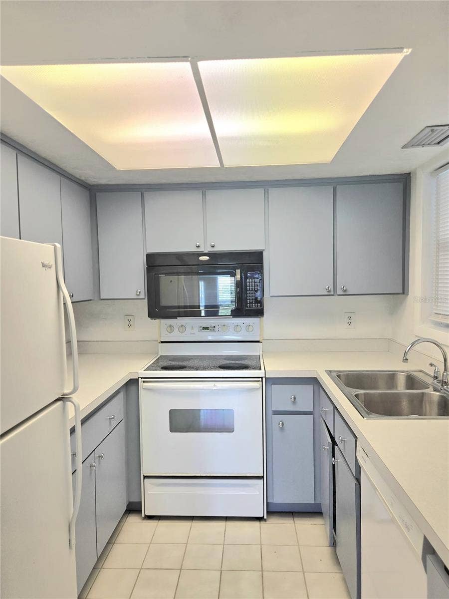 20104 SANDALWOOD DRIVE, #104, Wildwood, FL 34785 20104 SANDALWOOD DRIVE, #104, Wildwood, FL 34785