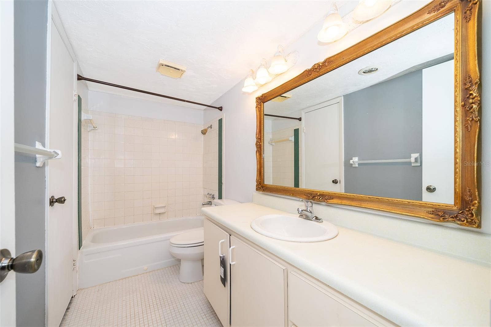 20104 SANDALWOOD DRIVE, #104, Wildwood, FL 34785 20104 SANDALWOOD DRIVE, #104, Wildwood, FL 34785