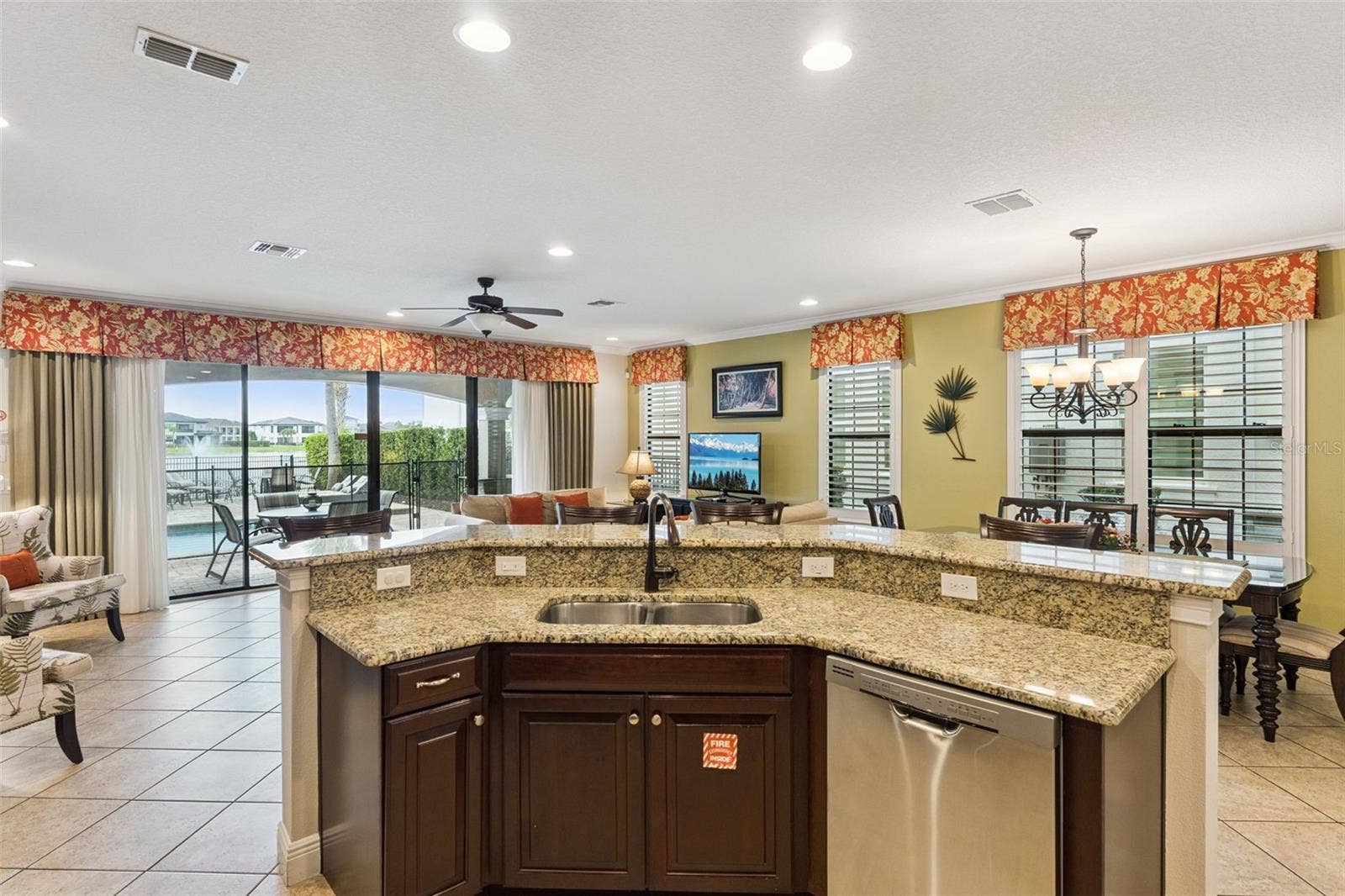 7816 LOXAHATCHEE CT, Reunion, FL 34747 7816 LOXAHATCHEE CT, Reunion, FL 34747