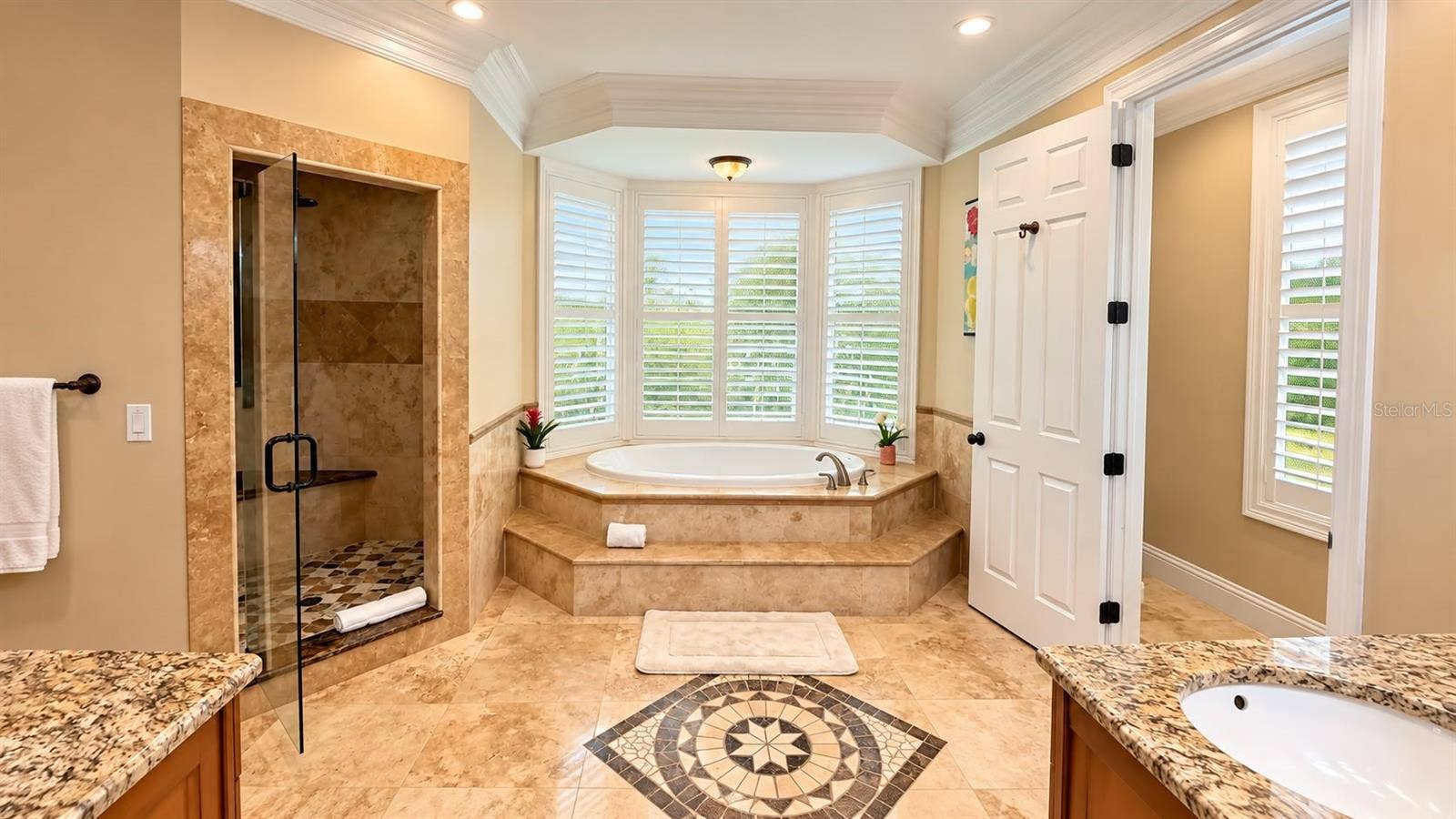 14360 MCGREGOR BOULEVARD, Fort Myers, FL 33919 14360 MCGREGOR BOULEVARD, Fort Myers, FL 33919