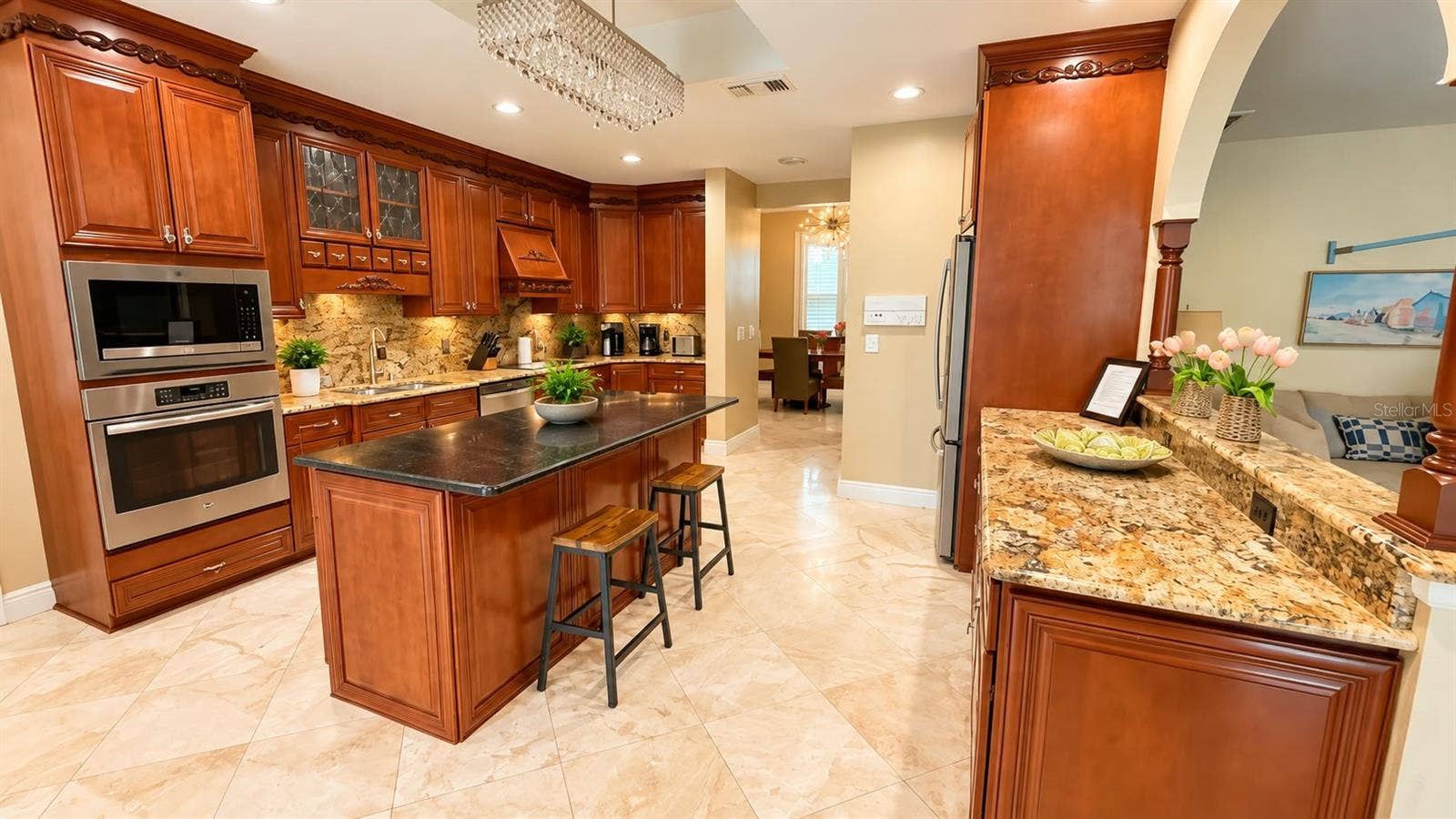 14360 MCGREGOR BOULEVARD, Fort Myers, FL 33919 14360 MCGREGOR BOULEVARD, Fort Myers, FL 33919