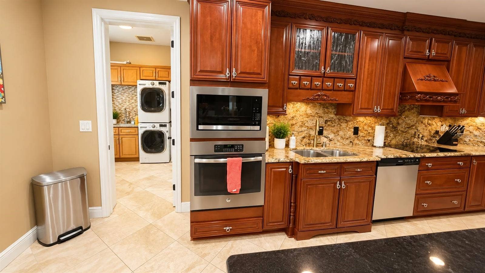 14360 MCGREGOR BOULEVARD, Fort Myers, FL 33919 14360 MCGREGOR BOULEVARD, Fort Myers, FL 33919