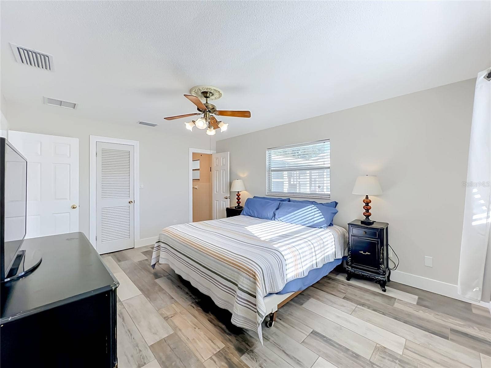Primary Suite Walk-In Closet