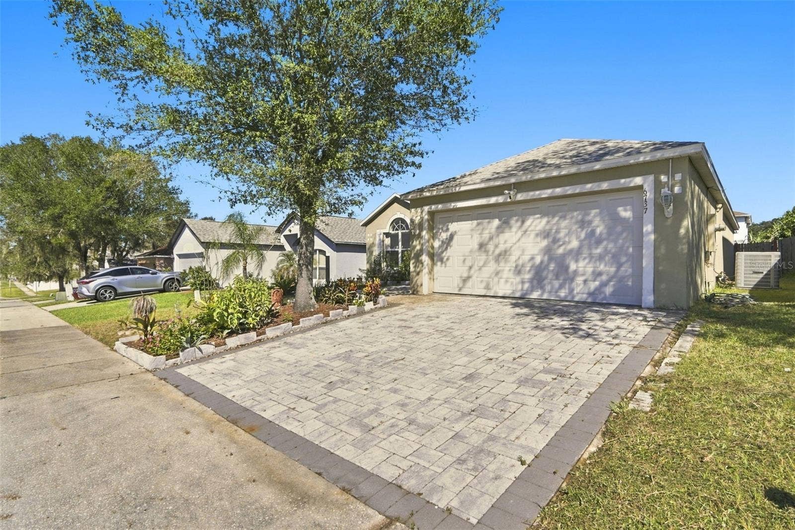 6737 WESTLAKE BOULEVARD, Orlando, FL 32810 6737 WESTLAKE BOULEVARD, Orlando, FL 32810