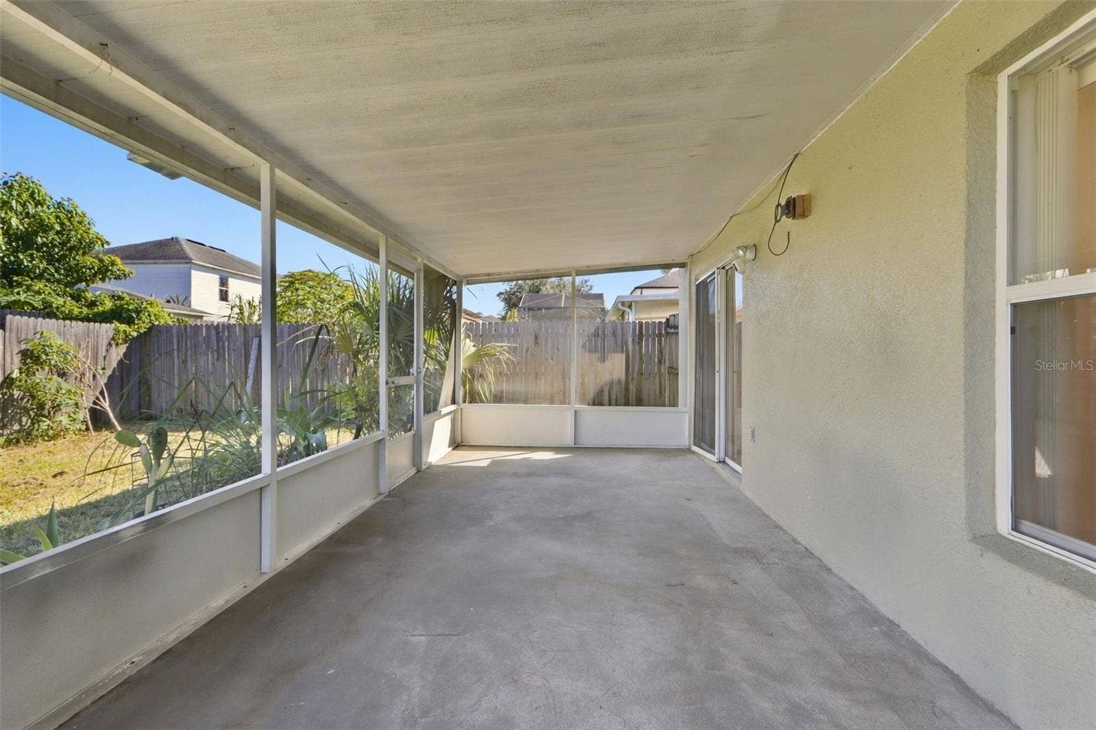 6737 WESTLAKE BOULEVARD, Orlando, FL 32810 6737 WESTLAKE BOULEVARD, Orlando, FL 32810
