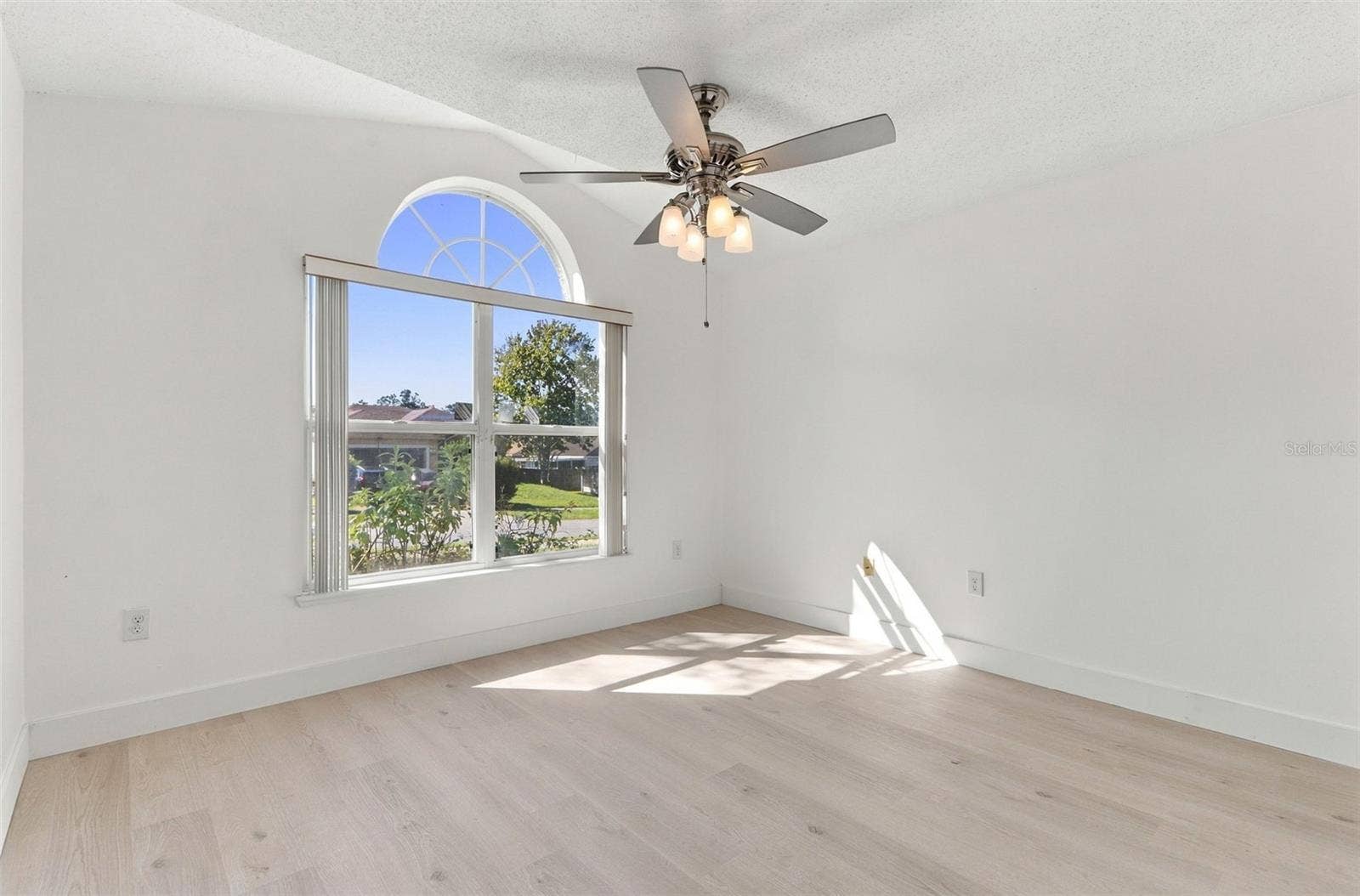 6737 WESTLAKE BOULEVARD, Orlando, FL 32810 6737 WESTLAKE BOULEVARD, Orlando, FL 32810
