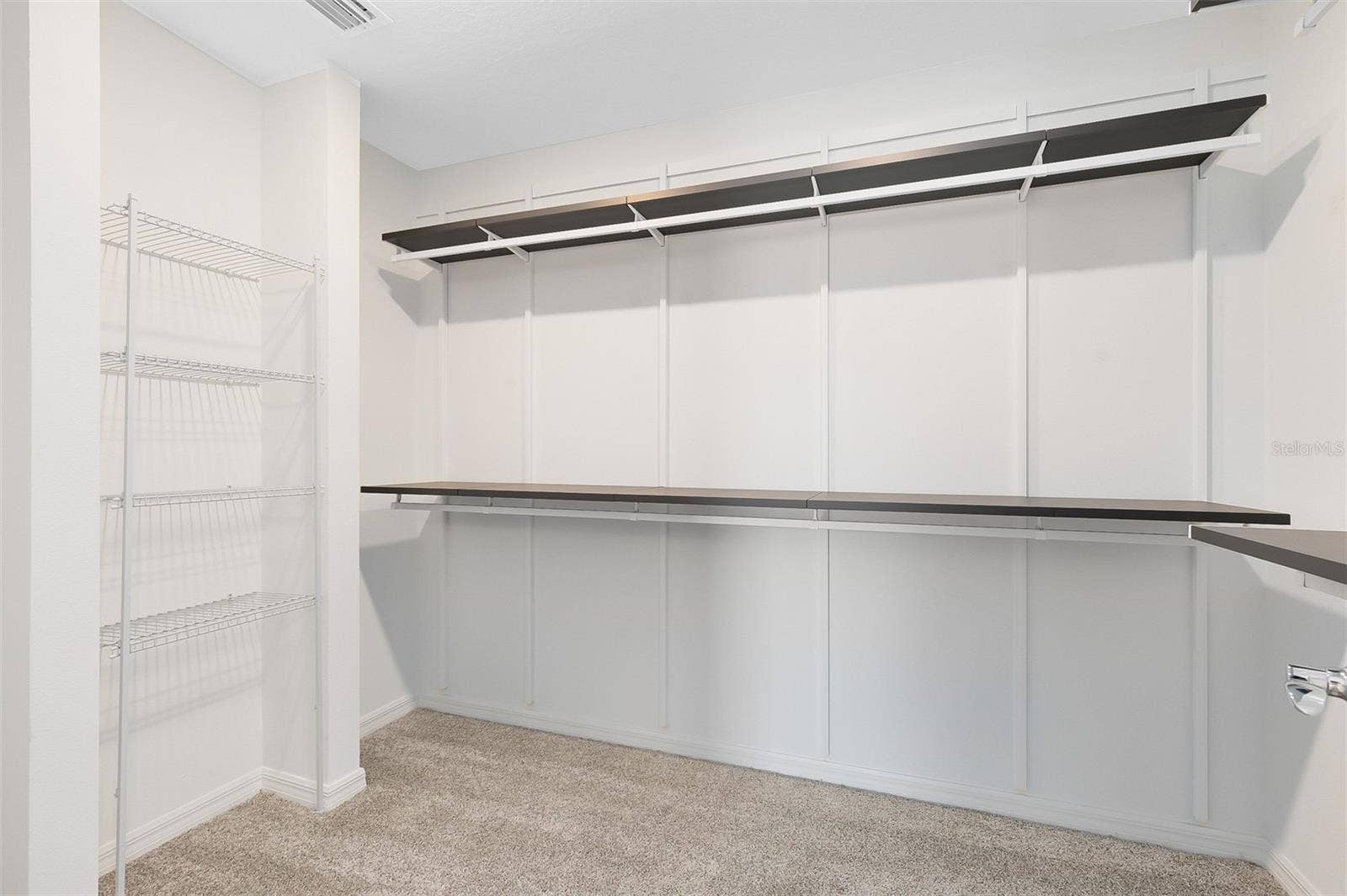 Model Home Design Only. Pictures and furnishings are for illustrative purposes only. Elevations, colors and options may vary. Furniture is for model home staging only.