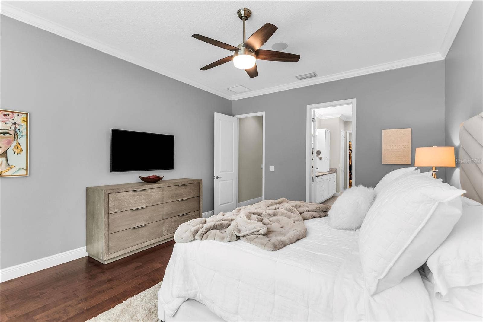 1206 STETSON STREET, Orlando, FL 32804 GROUND FLOOR GUEST SUITE.