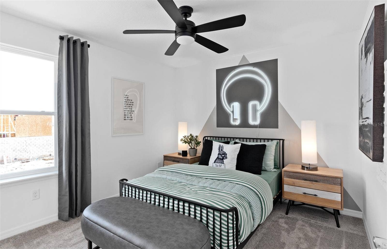 5088 SHRUB LEAF ALLEY, St Cloud, FL 34771 Model Home Design Only. Pictures and furnishings are for illustrative purposes only. Elevations, colors and options may vary. Furniture is for model home staging only.