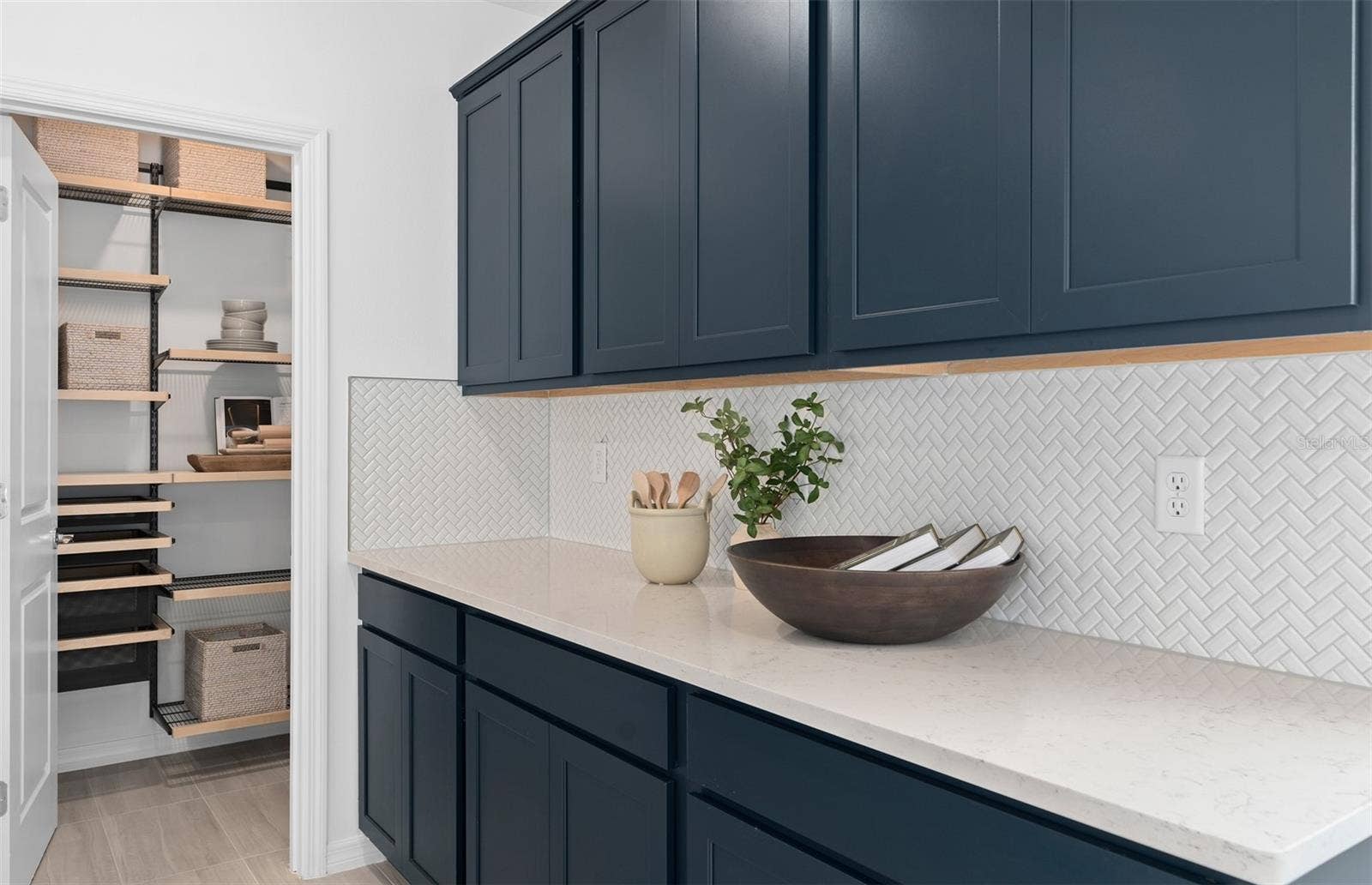 5088 SHRUB LEAF ALLEY, St Cloud, FL 34771 Model Home Design Only. Pictures and furnishings are for illustrative purposes only. Elevations, colors and options may vary. Furniture is for model home staging only.?
