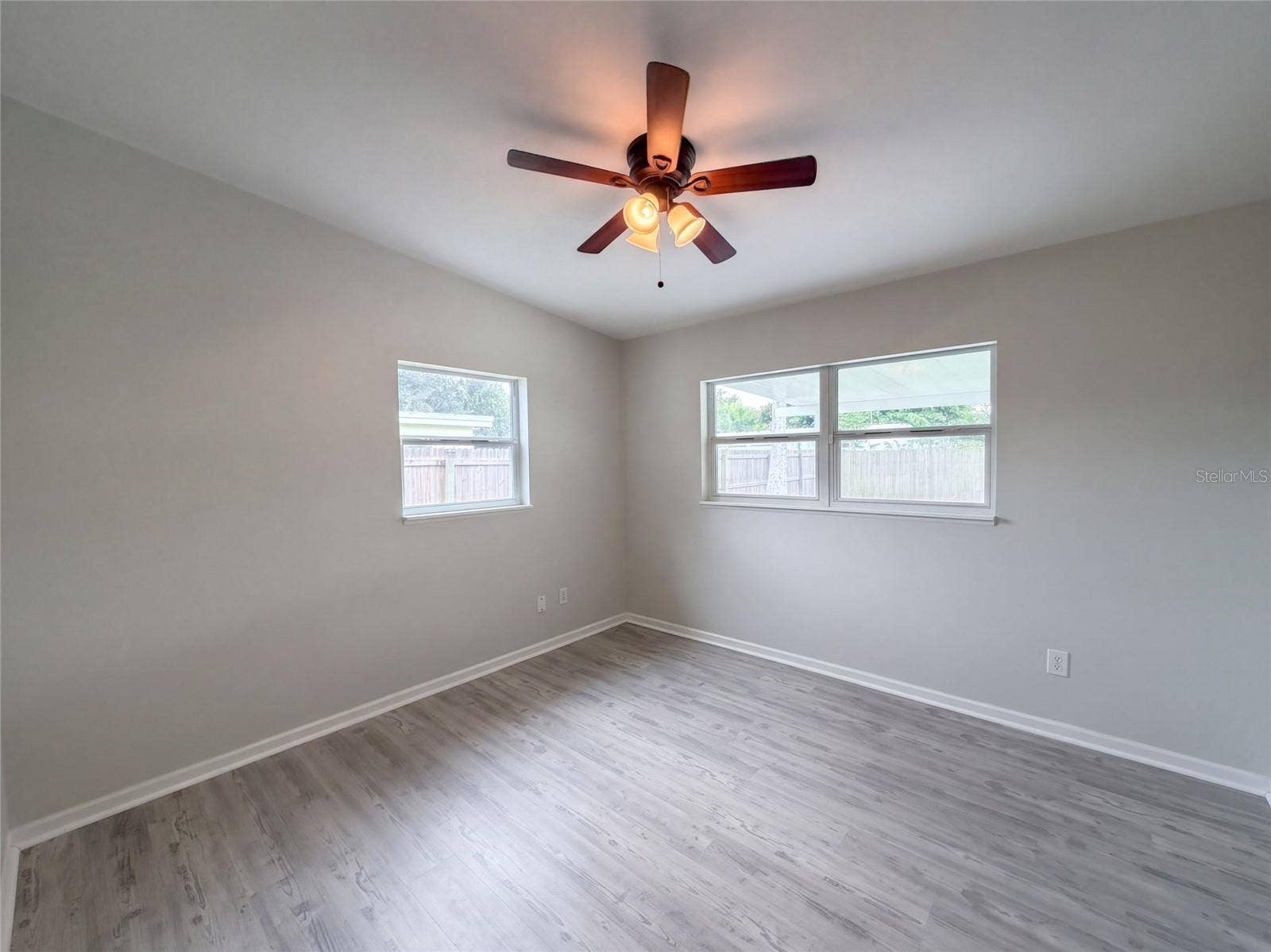 1371 JEFFORDS STREET, Clearwater, FL 33756