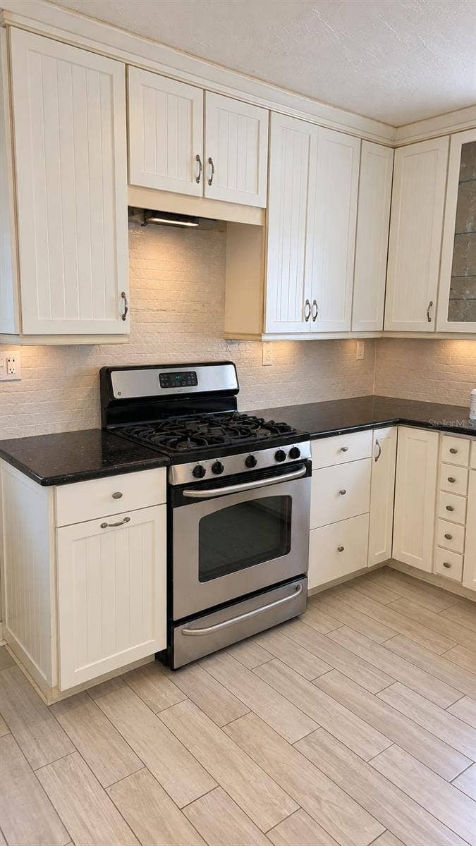2217 PRINCETON COURT, Orlando, FL 32804 2217 PRINCETON COURT, Orlando, FL 32804