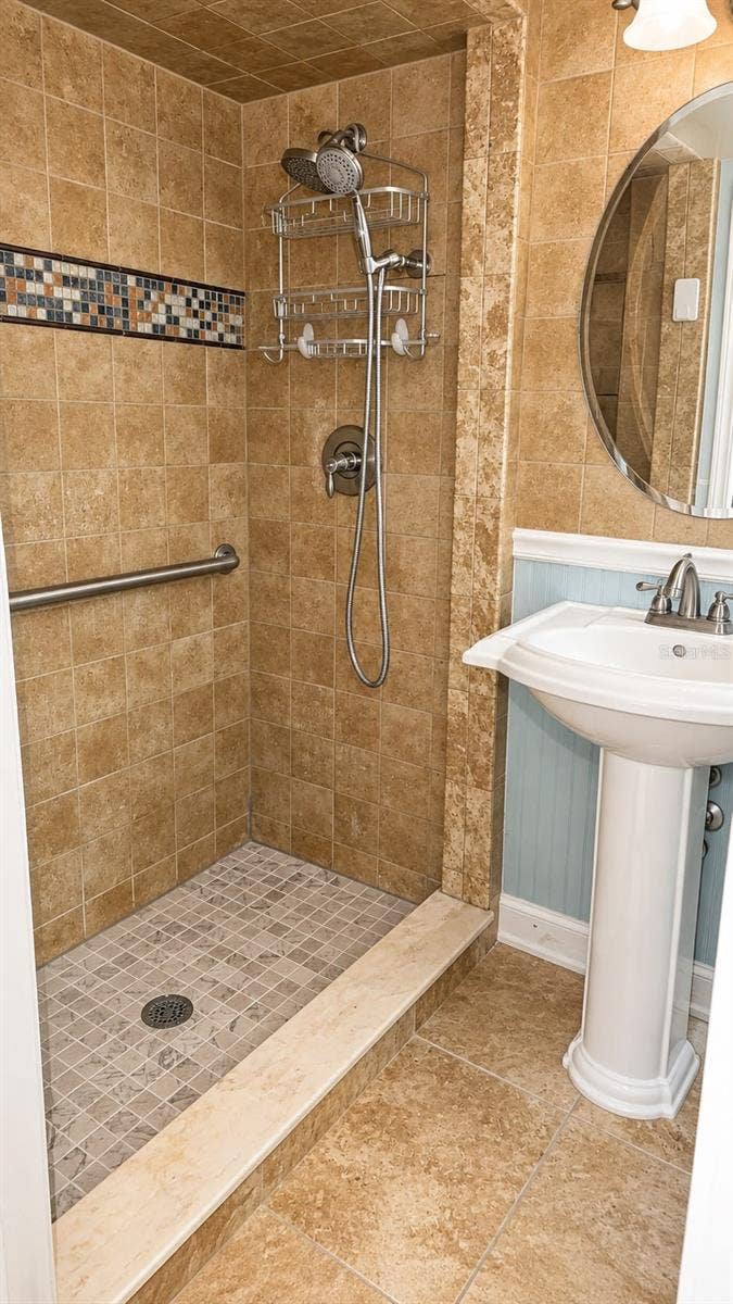 2217 PRINCETON COURT, Orlando, FL 32804 2217 PRINCETON COURT, Orlando, FL 32804