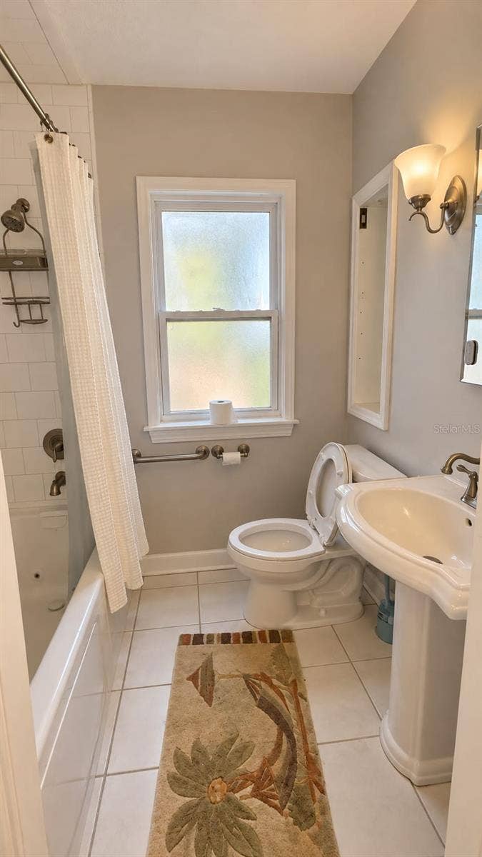 2217 PRINCETON COURT, Orlando, FL 32804 2217 PRINCETON COURT, Orlando, FL 32804