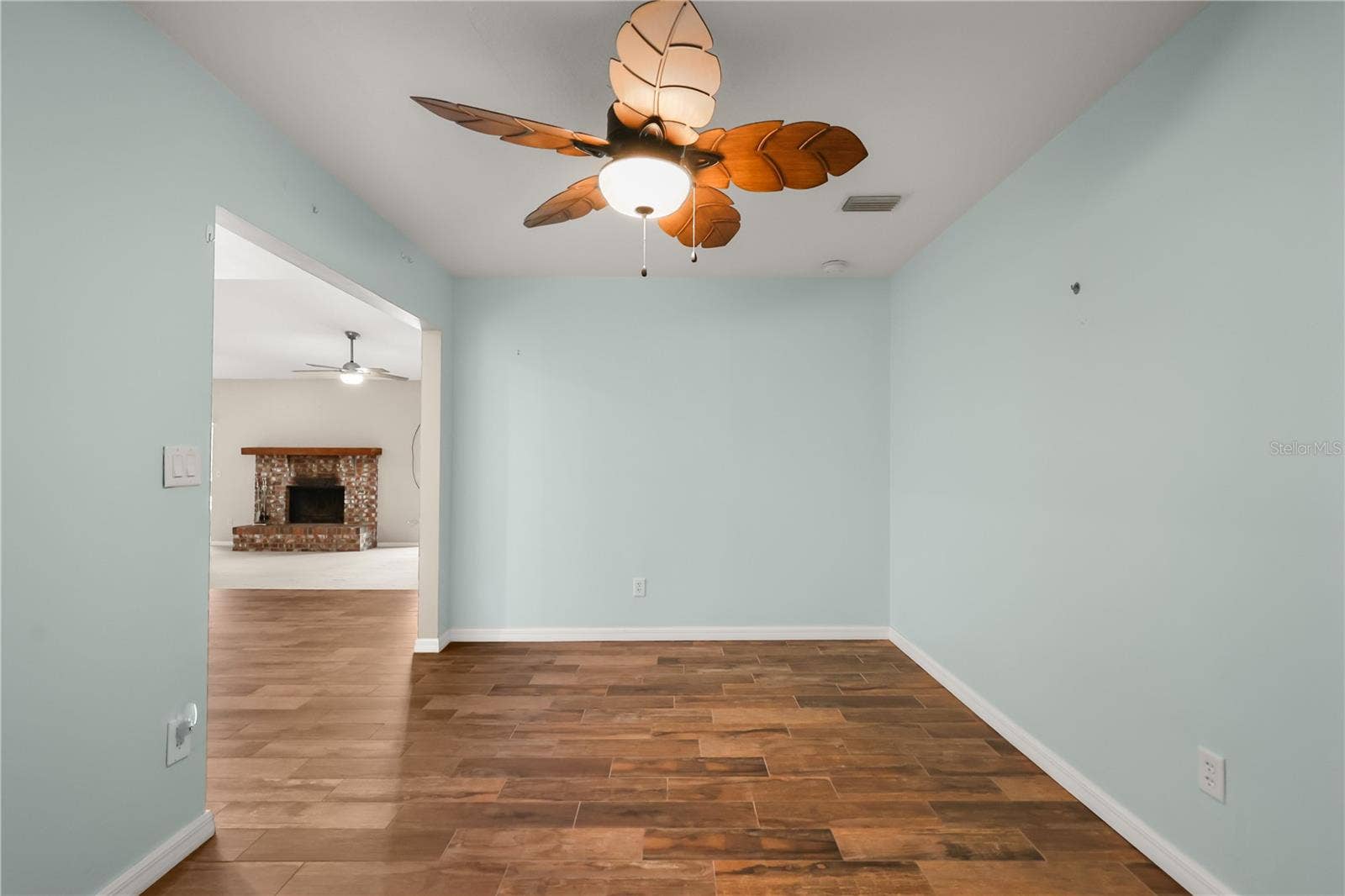 1008 FOREST CIRCLE, Winter Springs, FL 32708