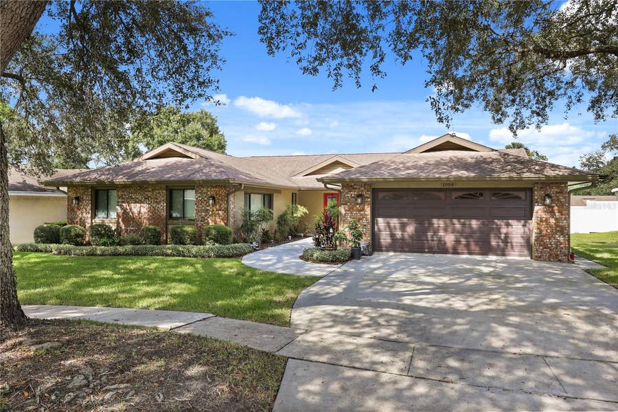 Property photo for 1008 FOREST CIRCLE, Winter Springs, FL