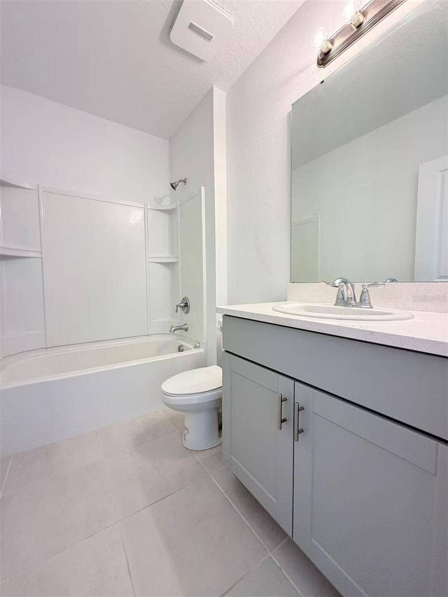 5609 COSTA BLANCA WAY, Davenport, FL 33897 Bathroom 1