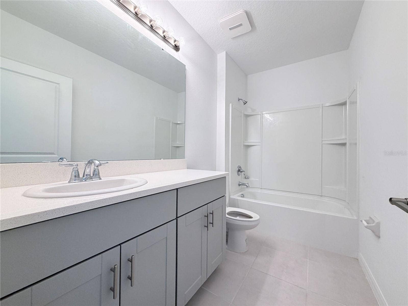 5609 COSTA BLANCA WAY, Davenport, FL 33897 Bathroom 2