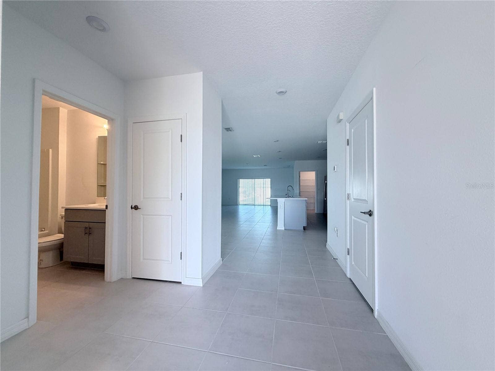 5609 COSTA BLANCA WAY, Davenport, FL 33897 Foyer